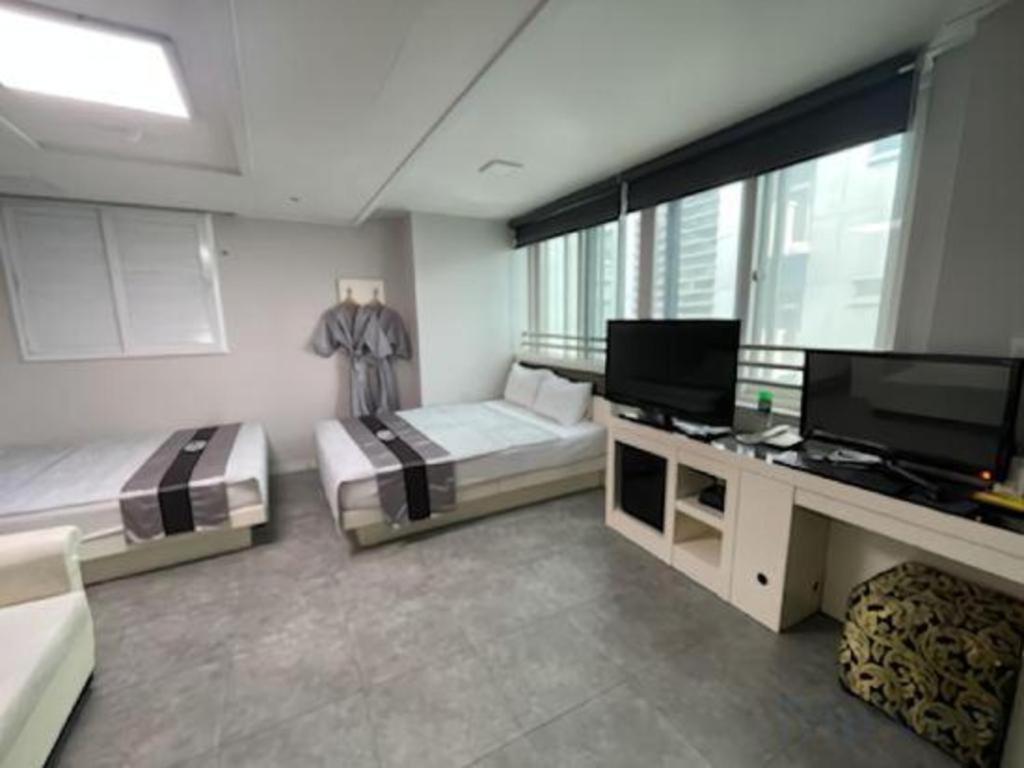 Novalus Tourist Hotel Сеул Екстериор снимка