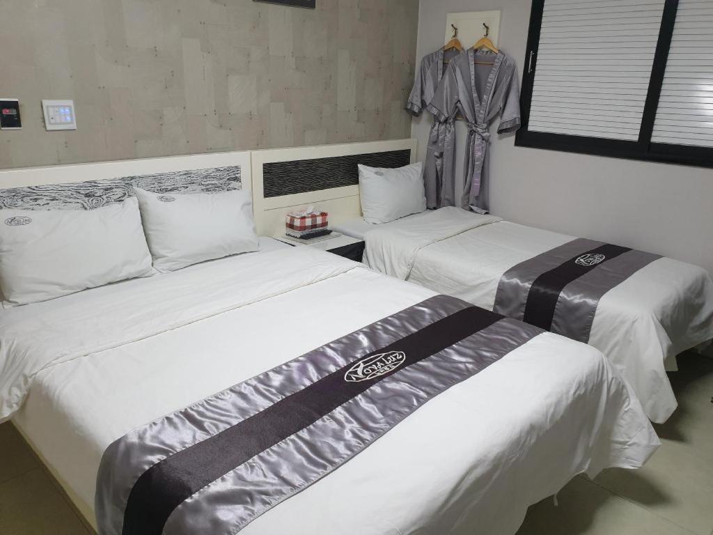 Novalus Tourist Hotel Сеул Екстериор снимка