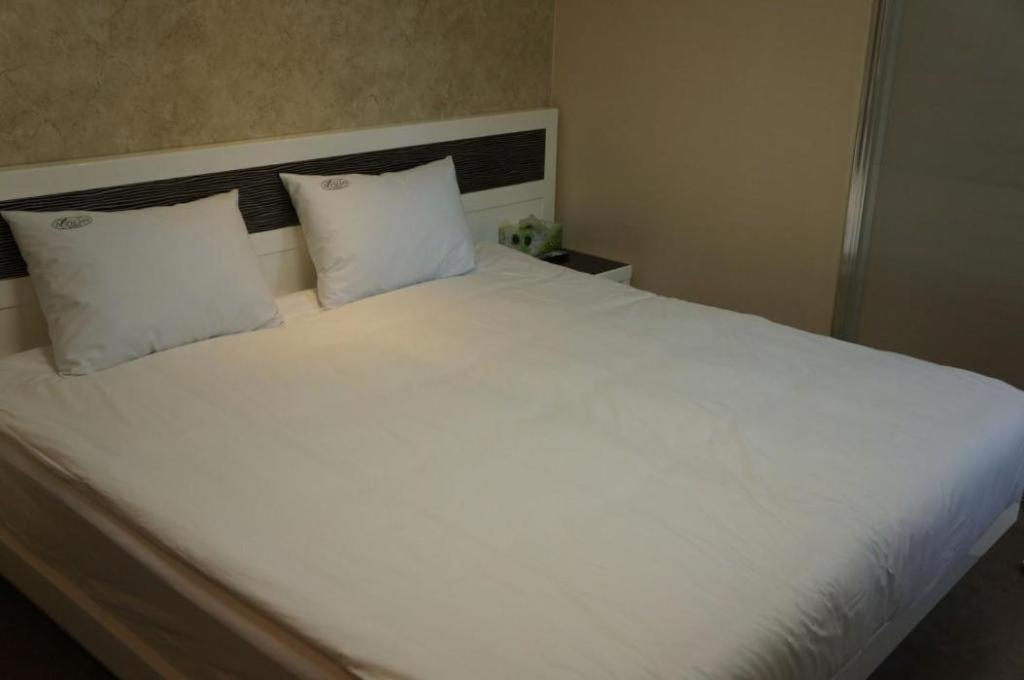 Novalus Tourist Hotel Сеул Екстериор снимка