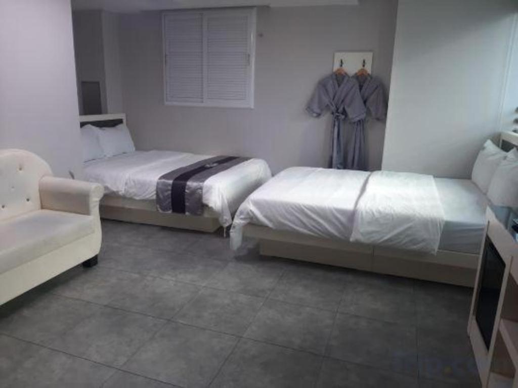 Novalus Tourist Hotel Сеул Екстериор снимка